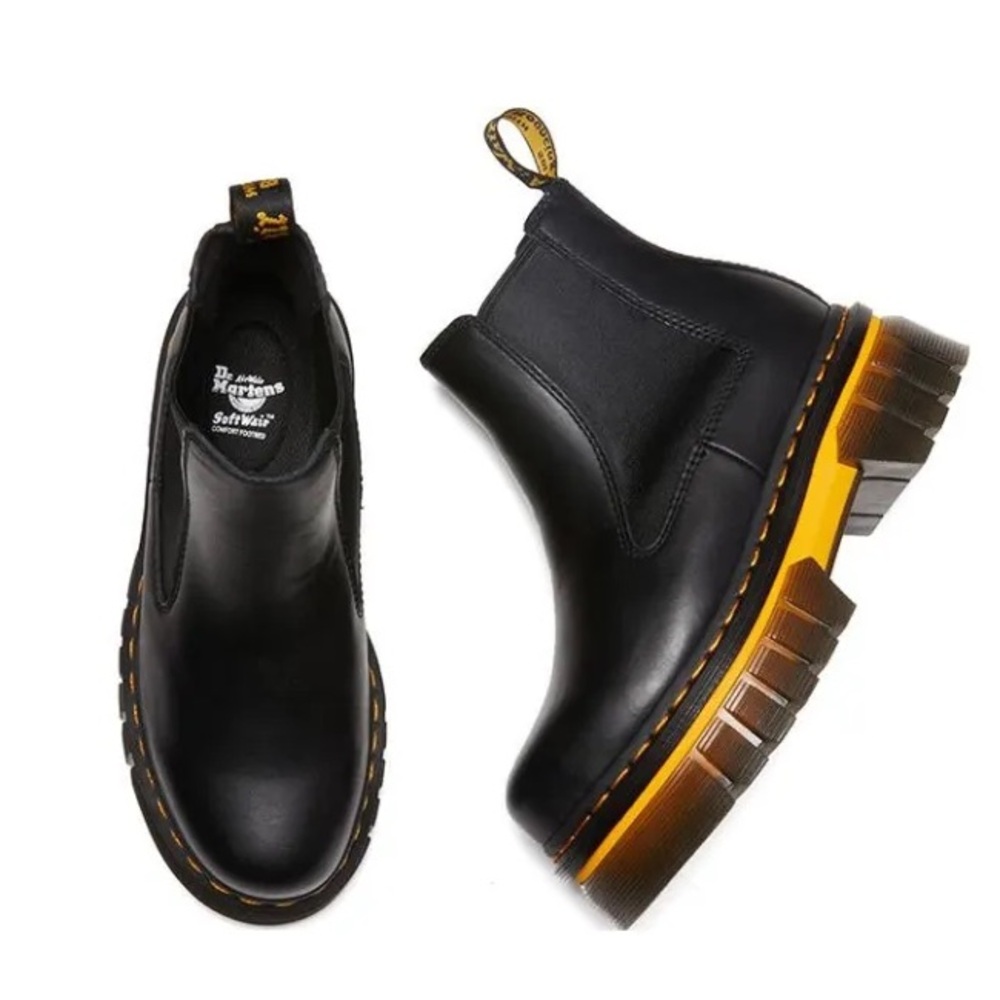 Dr. Martens Audrick Chelsea Platform Boots - LIKE NEW